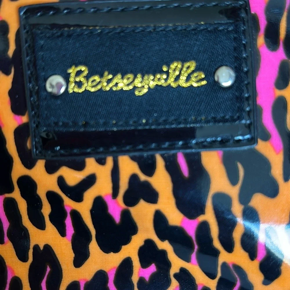 Betsey Johnson Leopard Print clutch/cosmetic Bag